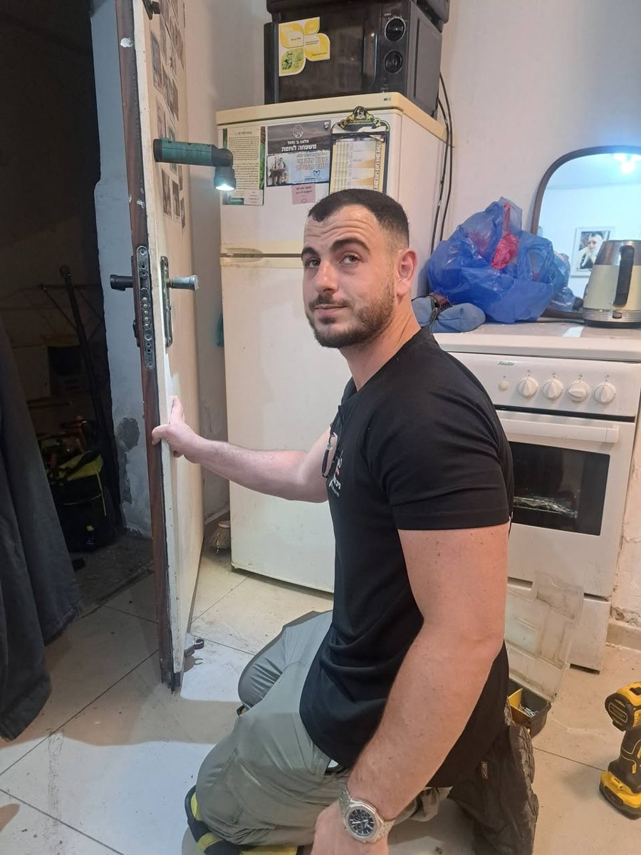 ניב בעבודה, ניב המנעולן בירושלים